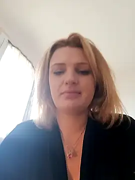 Snapshot of marilynecoquine chatting on January 2025 10:40:01 AM marilynecoquine online show from January 2025 10:40:01 AM