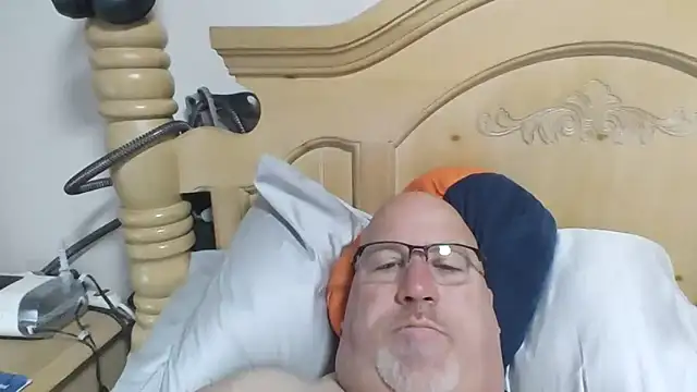 Bigbear0563 online show from March 2026 04:14:02 PM