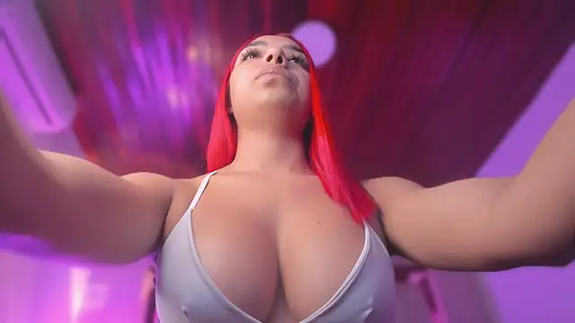 Emmily Savage online show from April 2026 11:48:01 AM