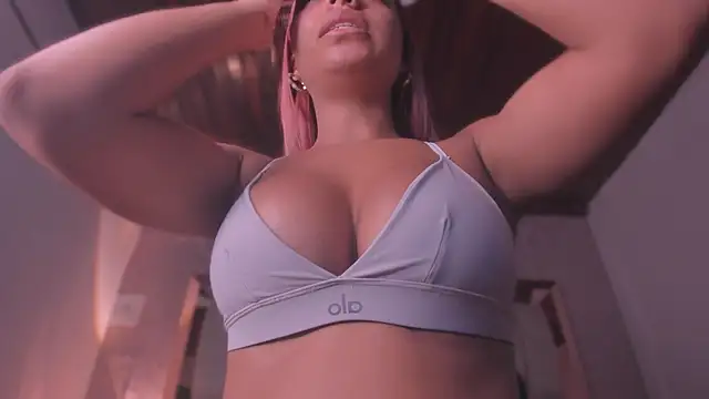 Emmily Savage online show from July 2026 11:47:02 AM