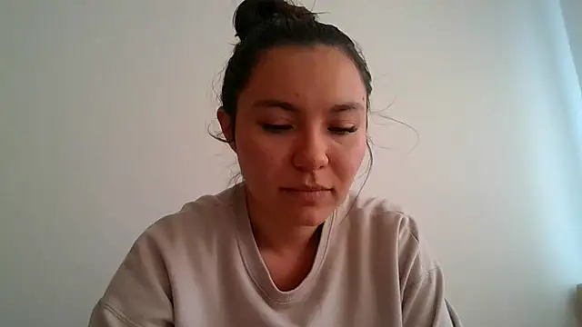 Snapshot of _andygirl chatting on May 2026 06:24:01 PM andygirl online show from May 2026 06:24:01 PM