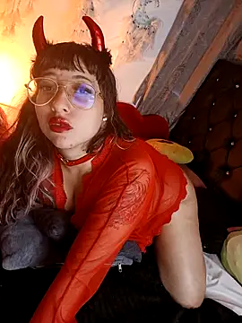 Piafisher1 online show from October 2025 11:19:02 AM