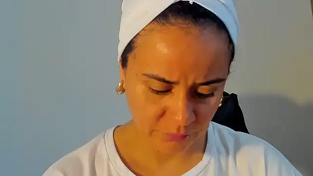 Sami Hotie1 online show from December 2025 12:37:02 AM