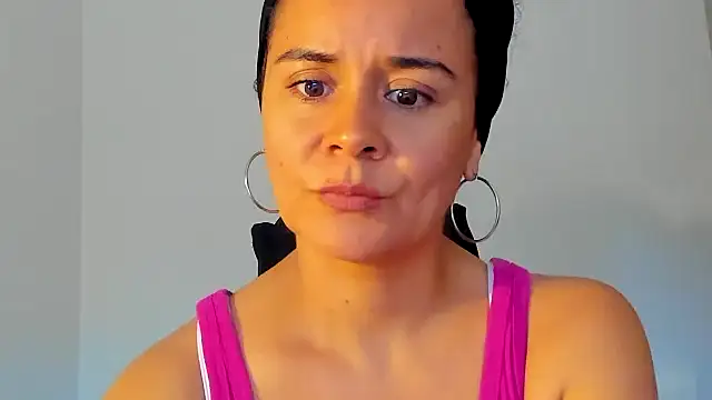 Sami Hotie1 online show from February 2026 10:30:01 PM