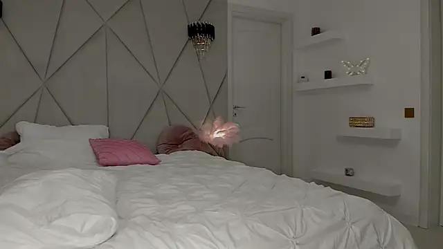 Snapshot of SeductiveButterfly chatting on January 2025 03:34:02 AM SeductiveButterfly online show from January 2025 03:34:02 AM