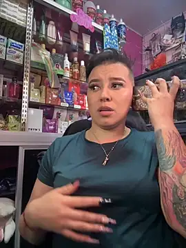 Snapshot of TamySweetness chatting on December 2025 03:17:01 PM TamySweetness online show from December 2025 03:17:01 PM