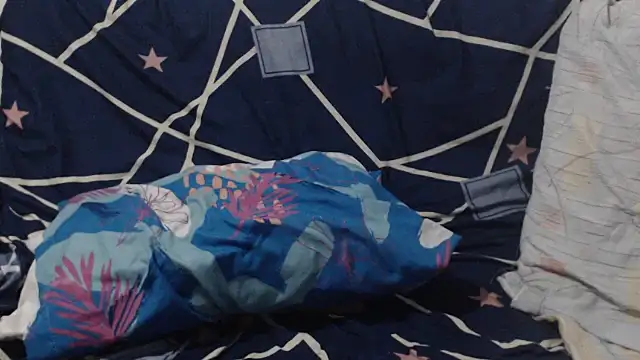 Snapshot of Lesliemilk5 chatting on October 2025 11:49:02 PM Lesliemilk5 online show from October 2025 11:49:02 PM