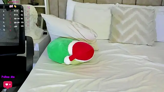 Snapshot of Isabellacharm chatting on February 2025 04:42:02 PM Isabellacharm online show from February 2025 04:42:02 PM