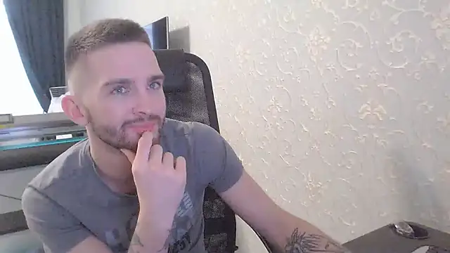 Snapshot of Marselle_Laker chatting on February 2025 12:59:01 PM Marselle Laker online show from February 2025 12:59:01 PM