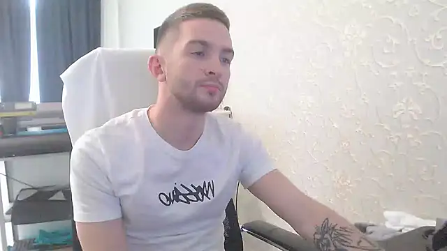 Snapshot of Marselle_Laker chatting on February 2025 09:48:01 AM Marselle Laker online show from February 2025 09:48:01 AM