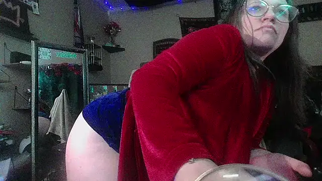 Snapshot of spunlikecottoncandy chatting on December 2025 07:50:02 AM spunlikecottoncandy online show from December 2025 07:50:02 AM