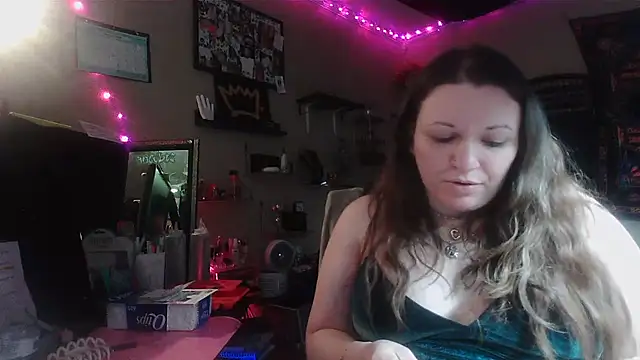 Snapshot of spunlikecottoncandy chatting on February 2026 05:22:02 AM spunlikecottoncandy online show from February 2026 05:22:02 AM