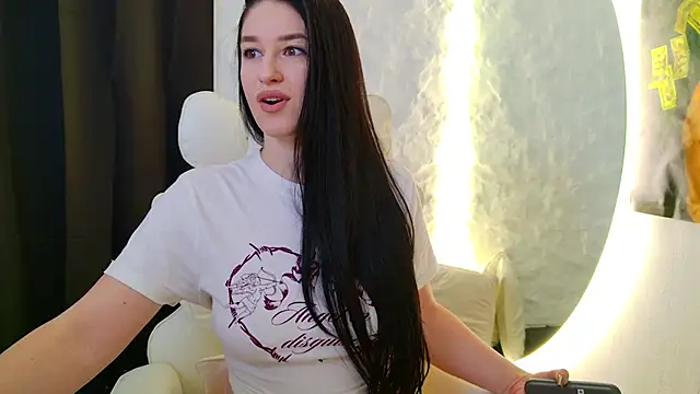 moniqque online show from October 2025 09:17:01 AM