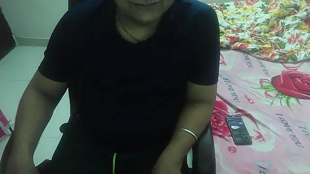 rentarob online show from March 2025 05:39:01 PM