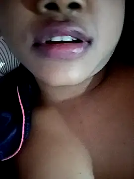 Snapshot of Hotlisa chatting on December 2024 05:34:01 PM Hotlisa online show from December 2024 05:34:01 PM