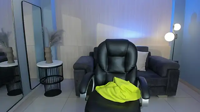 DannaCruz online show from January 2026 07:41:01 PM