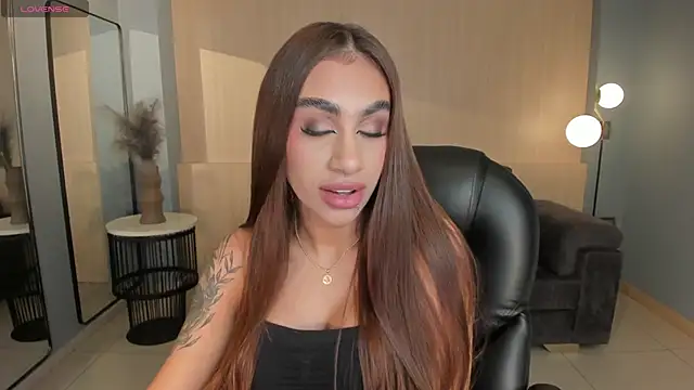 DannaCruz online show from January 2026 07:30:01 PM