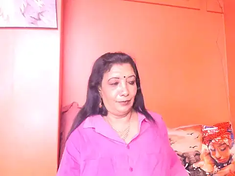 indiansarika65 online show from November 2025 04:34:02 AM