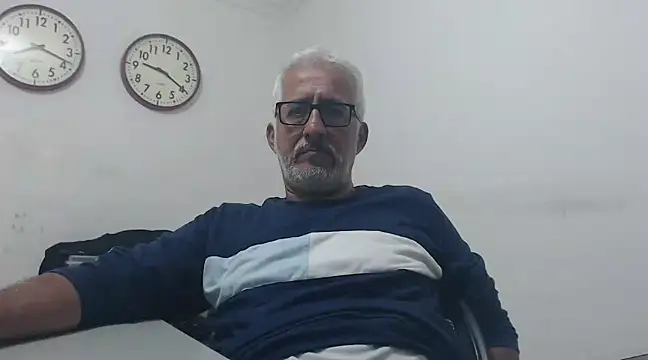 cenizo10124 online show from February 2025 02:18:01 AM