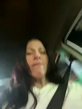 Snapshot of DominiqueX0 chatting on November 2025 01:44:01 AM DominiqueX0 online show from November 2025 01:44:01 AM