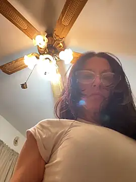 Snapshot of DominiqueX0 chatting on December 2025 04:51:02 AM DominiqueX0 online show from December 2025 04:51:02 AM