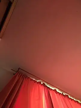 LissaThompsom online show from April 2026 02:51:02 PM