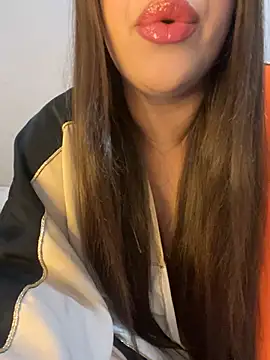 Mayacrayzi online show from February 2025 08:20:02 PM