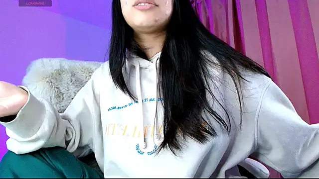 AmyOlimpo online show from November 2025 04:46:01 AM