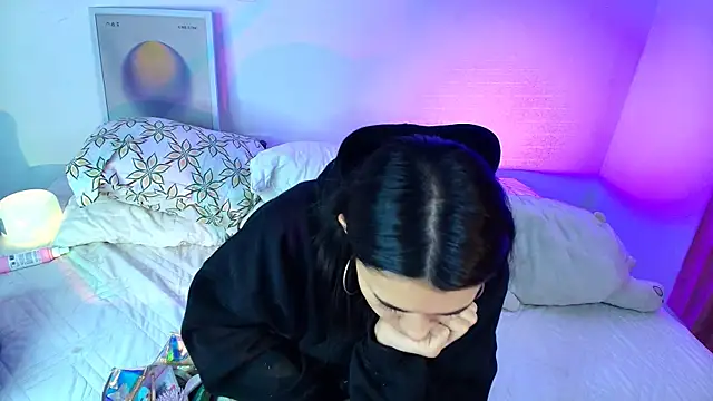 AmyOlimpo online show from April 2026 01:37:02 AM