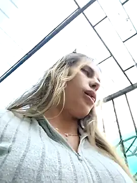 Snapshot of Misscata1106 chatting on October 2025 08:05:01 PM Misscata1106 online show from October 2025 08:05:01 PM