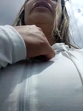 Misscata1106 online show from April 2026 05:25:01 PM