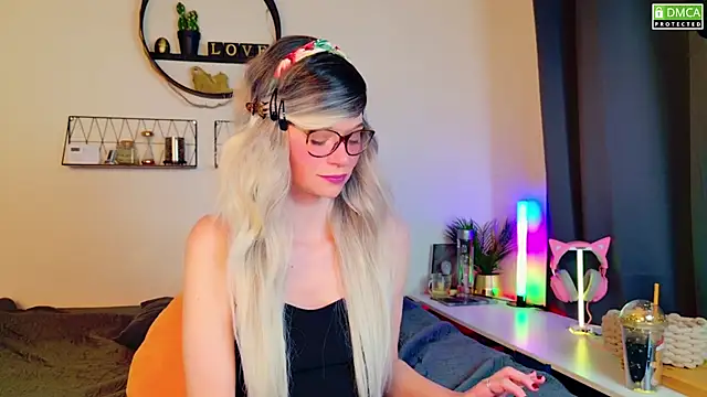 Snapshot of Kittychatte chatting on March 2025 07:54:02 AM Kittychatte online show from March 2025 07:54:02 AM