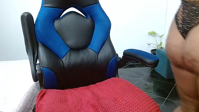 hannapasion online show from February 2025 10:32:01 PM