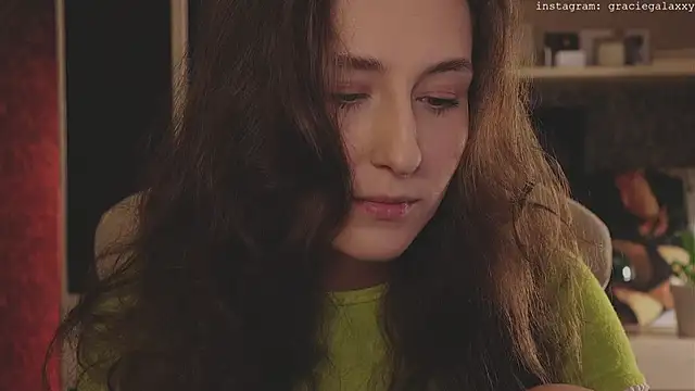 Snapshot of Chill_out_with_Salvia chatting on November 2025 03:58:01 PM Chill out with Salvia online show from November 2025 03:58:01 PM