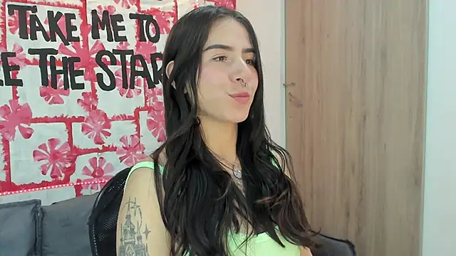 Mhelanny2 online show from March 2025 06:32:02 AM