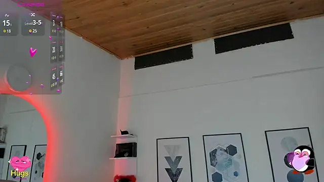 cristal  hot 1 online show from February 2025 07:11:02 AM