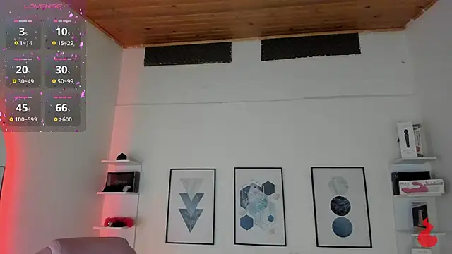 cristal  hot 1 online show from March 2025 10:06:02 AM