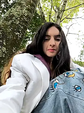 Sam Sara online show from October 2025 05:44:02 PM