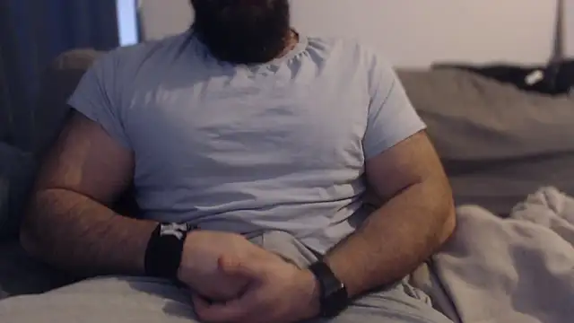 hugemachohandsome online show from December 2025 10:00:02 AM