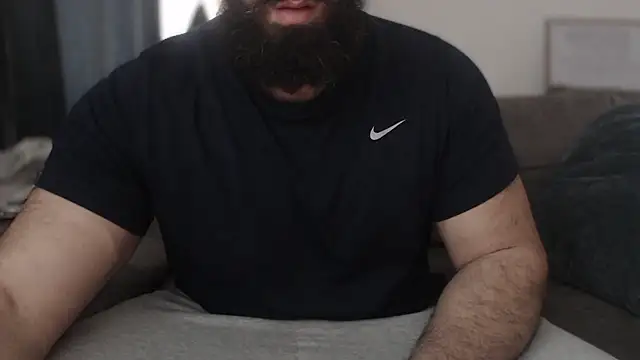 hugemachohandsome online show from January 2026 02:32:01 PM