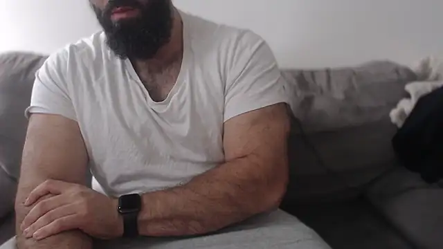 hugemachohandsome online show from June 2026 05:21:02 AM