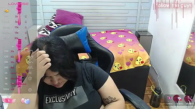 evelin zaens online show from February 2025 11:17:02 AM