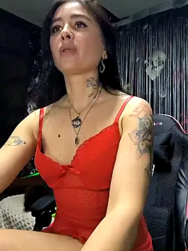 KikiXRed online show from December 2024 10:06:02 AM