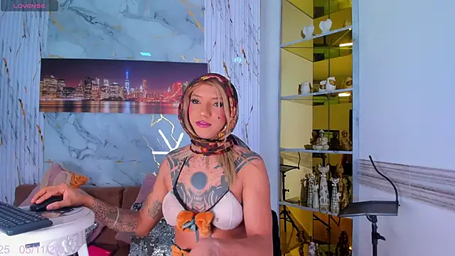 EmmaHills Sex online show from November 2025 01:22:02 PM