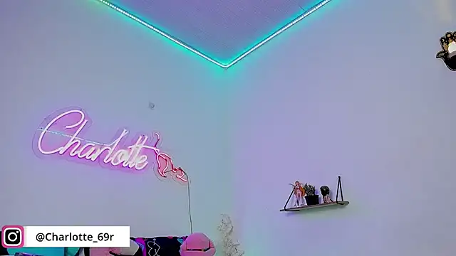 Snapshot of Charlotte_ro69 chatting on November 2025 05:50:02 AM Charlotte ro69 online show from November 2025 05:50:02 AM