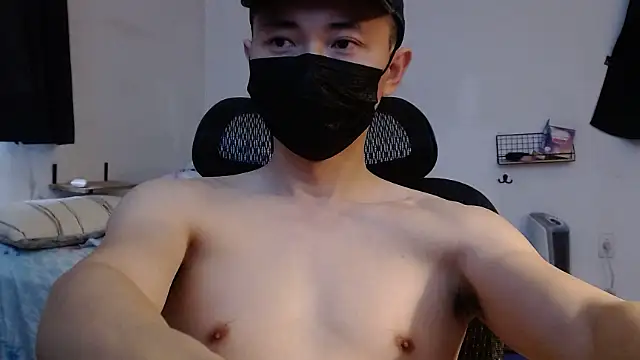 Snapshot of twbobo00715 chatting on December 2024 05:15:02 PM twbobo00715 online show from December 2024 05:15:02 PM