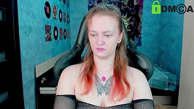 Snapshot of madness_lia chatting on December 2024 05:45:02 AM madness lia online show from December 2024 05:45:02 AM