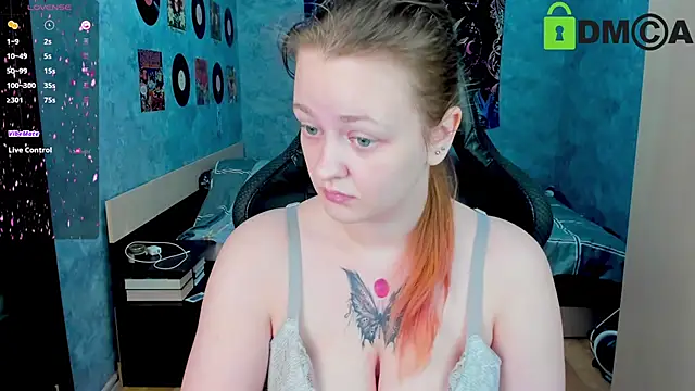 Snapshot of madness_lia chatting on December 2024 05:26:01 AM madness lia online show from December 2024 05:26:01 AM