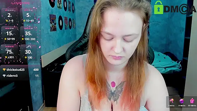 Snapshot of madness_lia chatting on January 2025 08:03:01 AM madness lia online show from January 2025 08:03:01 AM