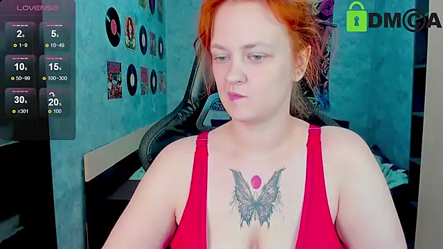 Snapshot of madness_lia chatting on February 2025 05:42:02 AM madness lia online show from February 2025 05:42:02 AM